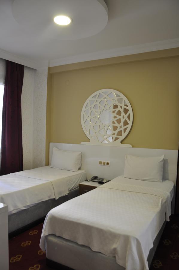 Ugur Otel Mersin  Exterior photo